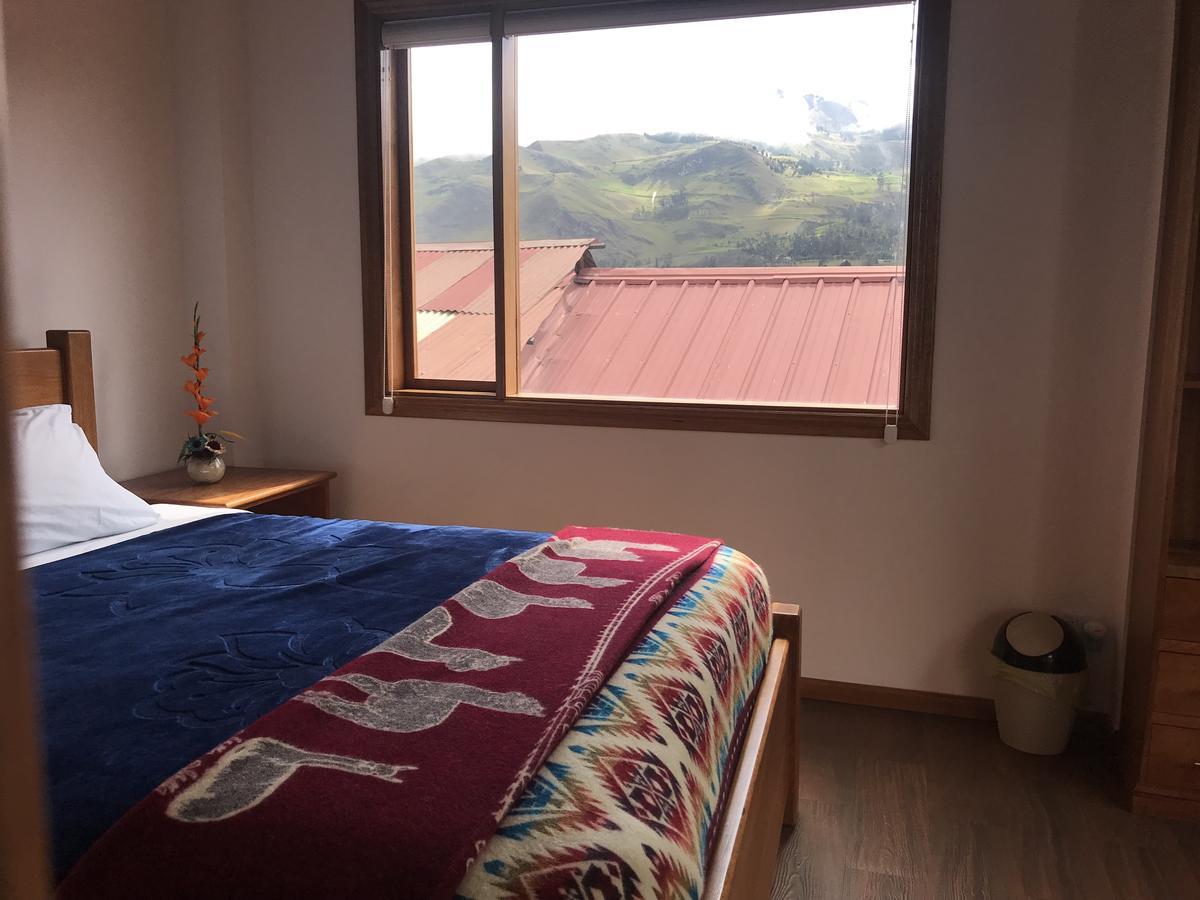 Community Hostel Alausi Bagian luar foto